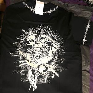 New never worn Givenchy oversized XL tee shirt